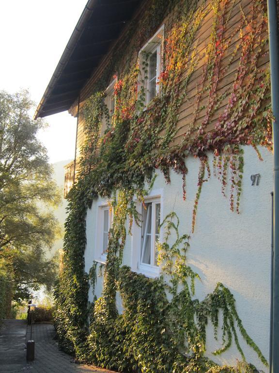 Seehaus Karantanien Am Ossiacher See Buitenkant foto
