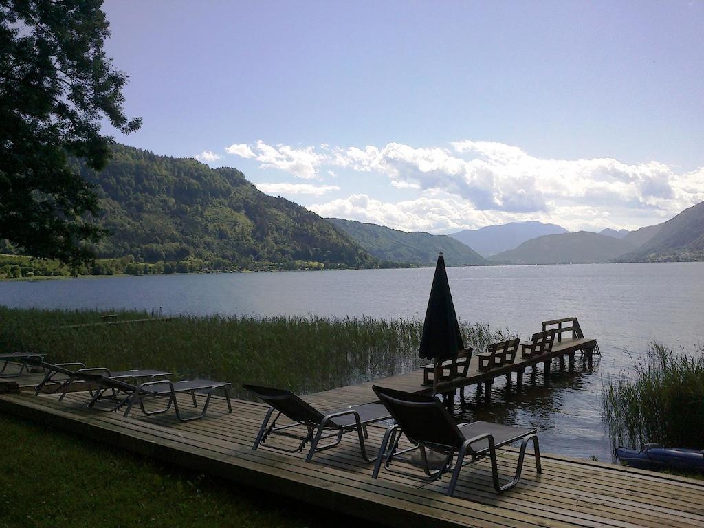Seehaus Karantanien Am Ossiacher See Buitenkant foto