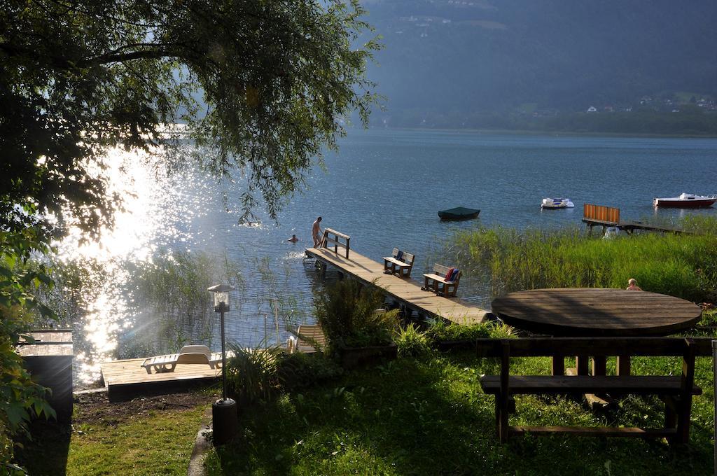 Seehaus Karantanien Am Ossiacher See Buitenkant foto